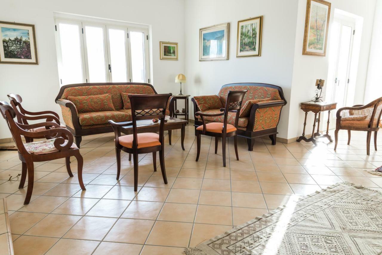 Torre Ancinale Bed and Breakfast Soverato Marina Exteriör bild